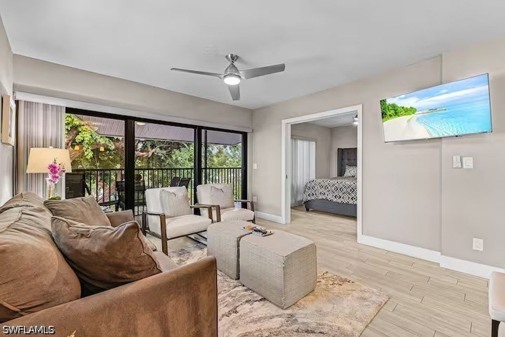 600 Neapolitan Way 341, Naples