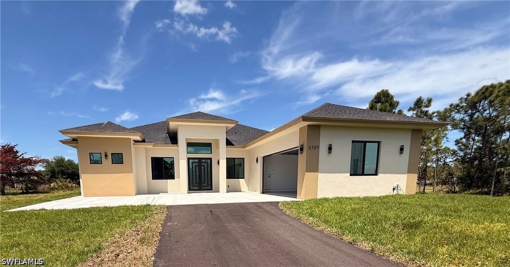 4309 68th Ave Ne, Naples