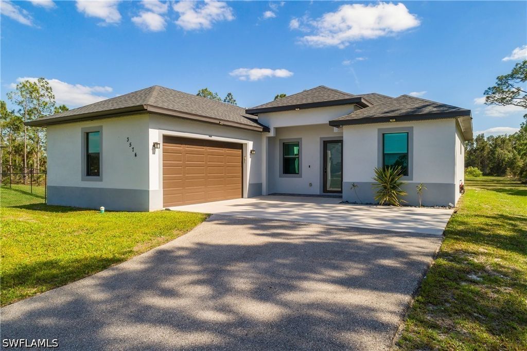 3574 50th Ave Ne, Naples