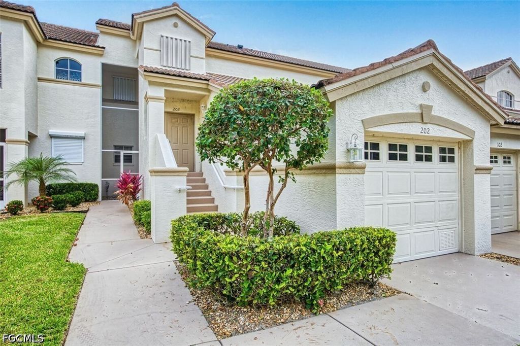 9270 Bayberry Bend 202, FORT MYERS