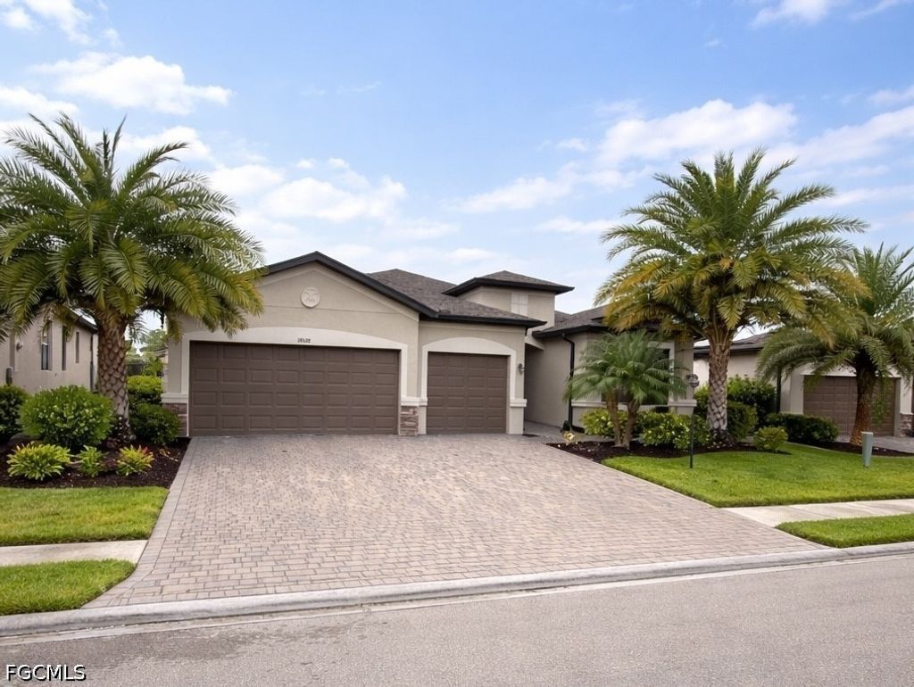 14528 Palamos Cir, Fort Myers