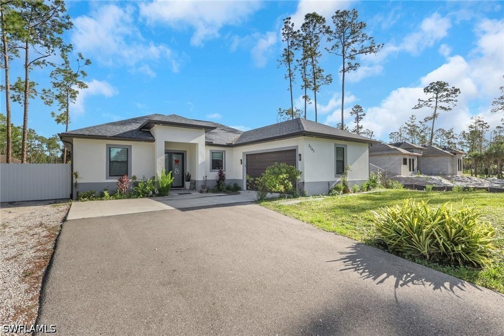 3743 16th Ave Se, Naples