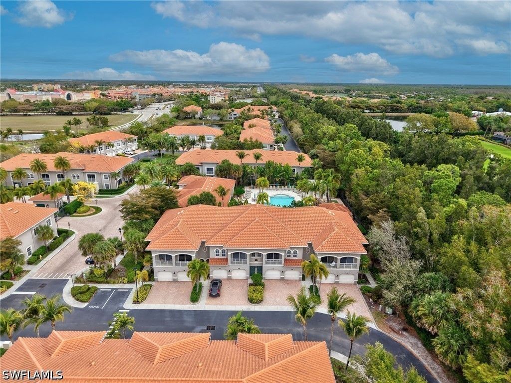 23501 Alamanda Dr 102, Estero