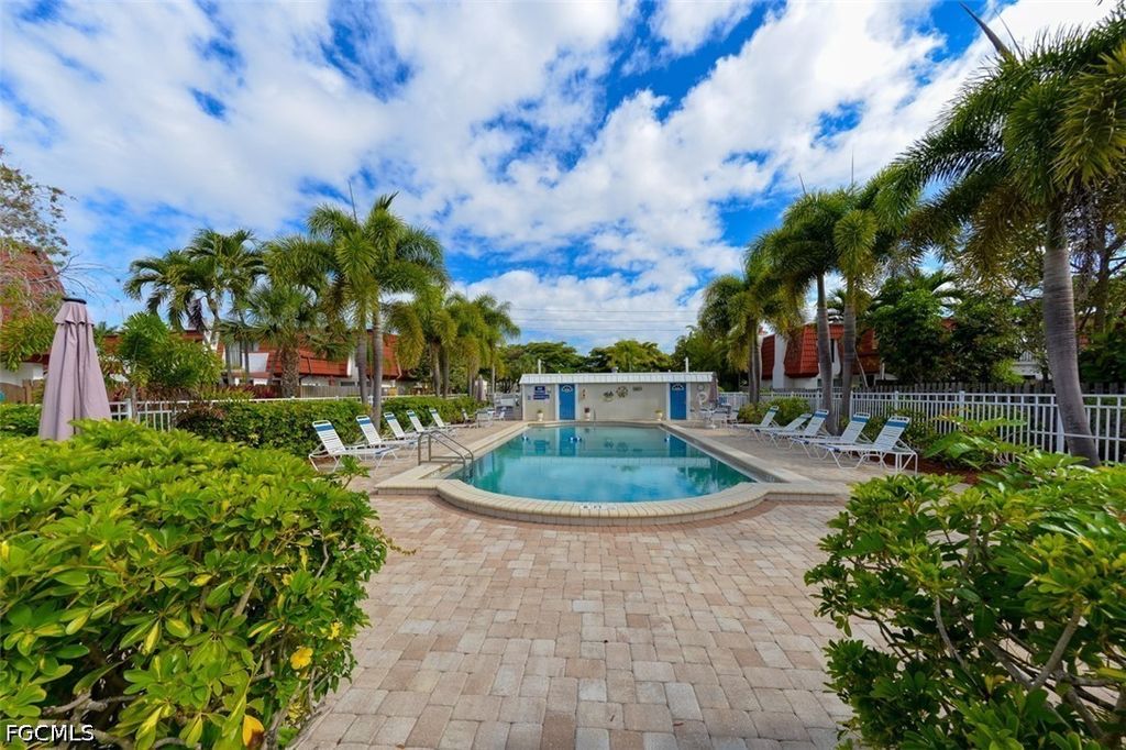 10891 Meadow Lark Cv Dr, Fort Myers
