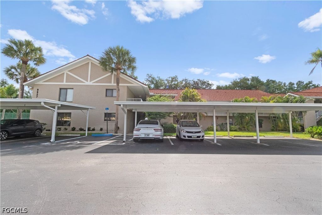 9627 Eaton Gardens Ln 101, FORT MYERS