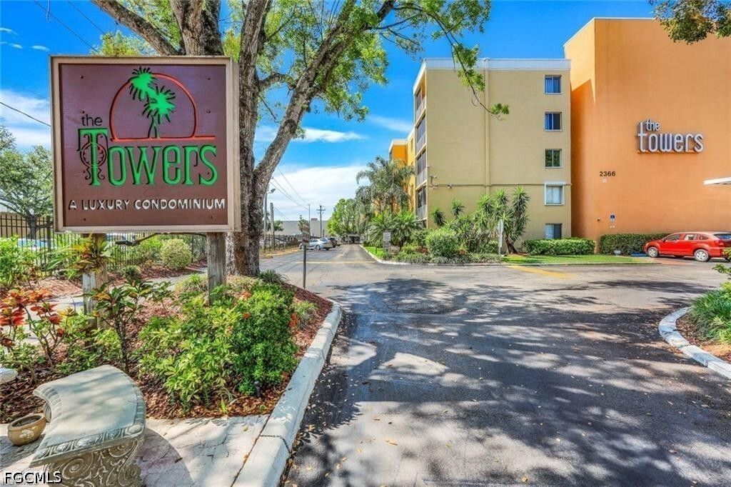 2366 E Mall Dr 418, FORT MYERS