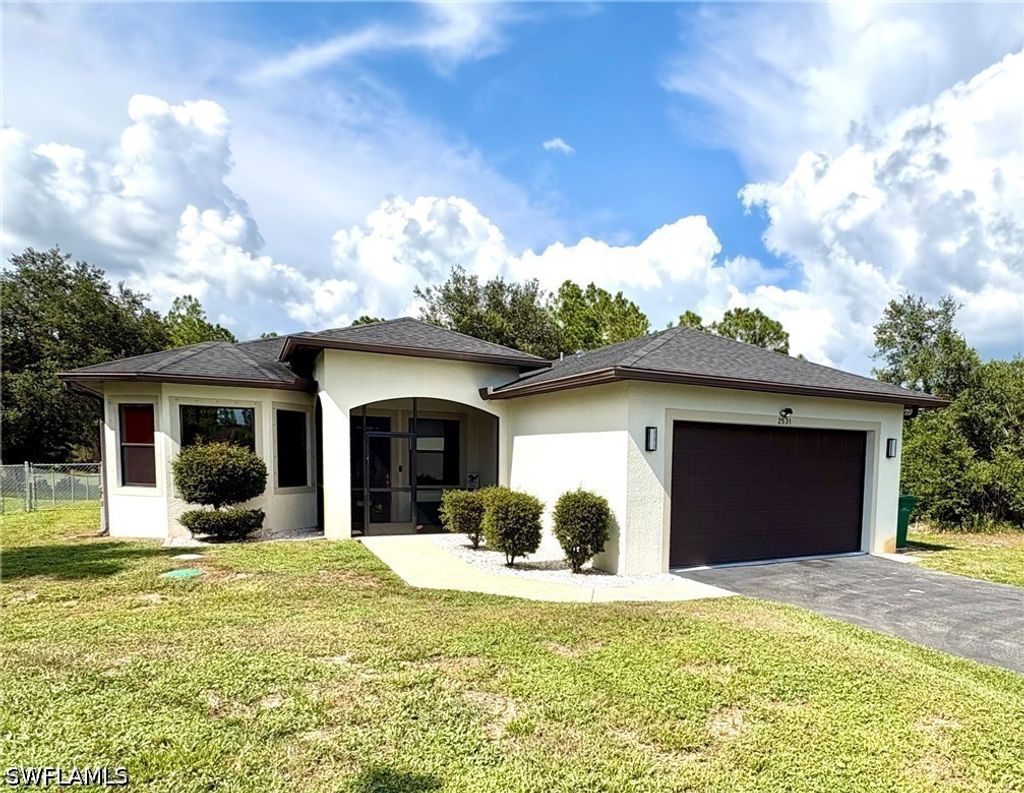 2531 70th Ave Ne, Naples
