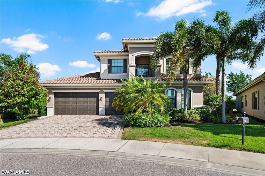 3995 Bering Ct, Naples