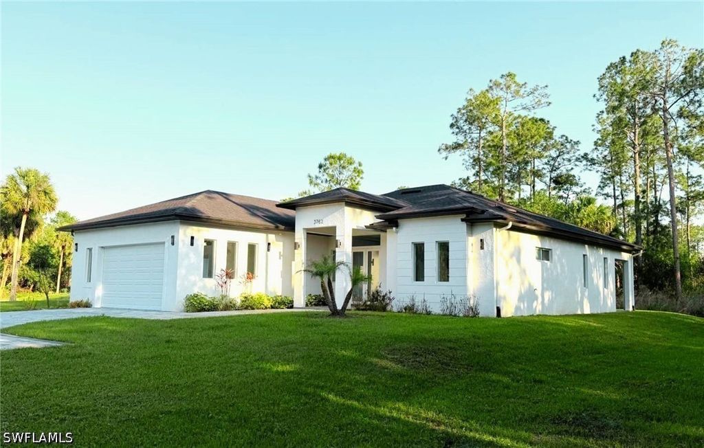 3762 32nd Ave Se, Naples