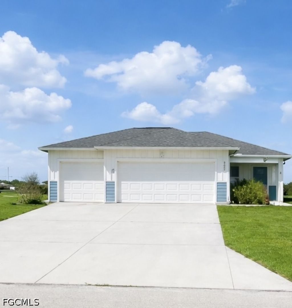 9023 Maywood Cir, LABELLE