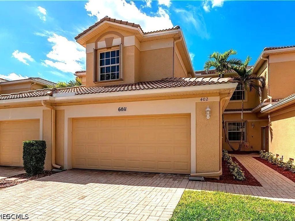 6011 Jonathans Bay Cir 402, Fort Myers