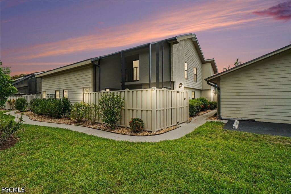 13204 Broadhurst Loop, Fort Myers
