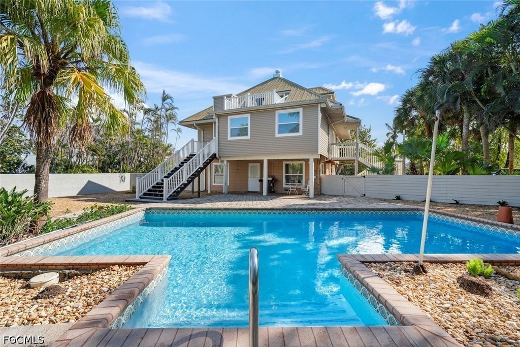 1410 Sand Castle Rd, SANIBEL