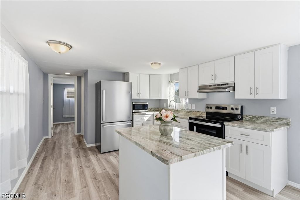 5558 Palm Beach Blvd 82, FORT MYERS