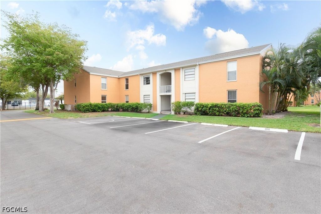12620 Kenwood Ln C, Fort Myers