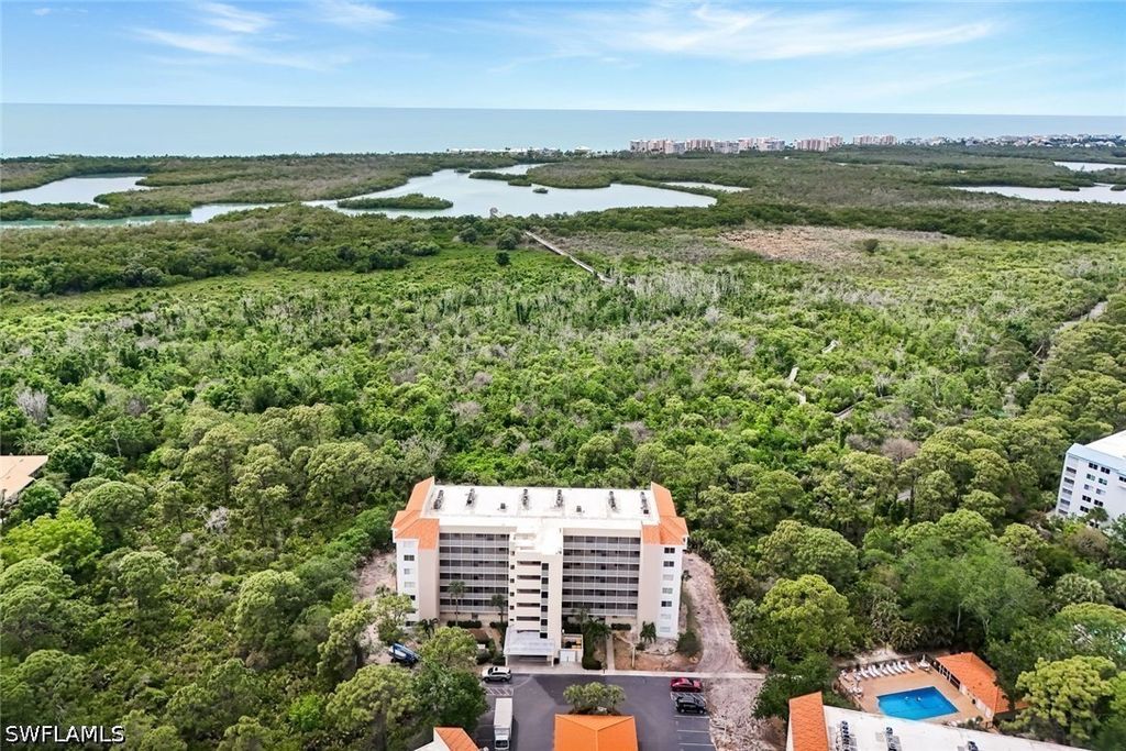 15171 Cedarwood Ln 3105, Naples