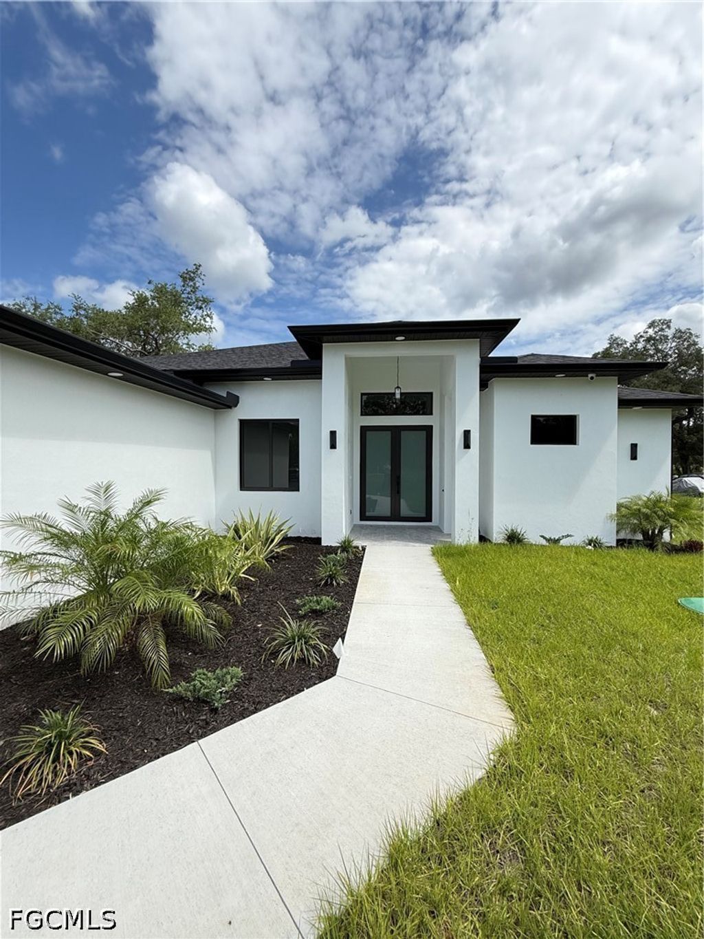 3663 28th Ave Se, Naples