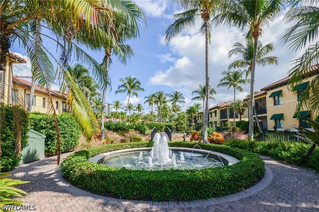 1045 Sandpiper St G203, Naples