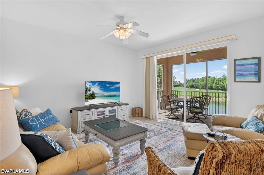 3830 Sawgrass Way 2922, Naples