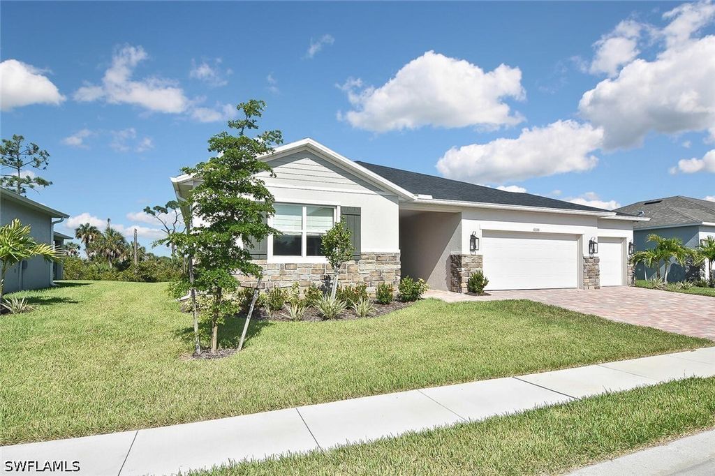 6688 Estero Bay Dr, FORT MYERS