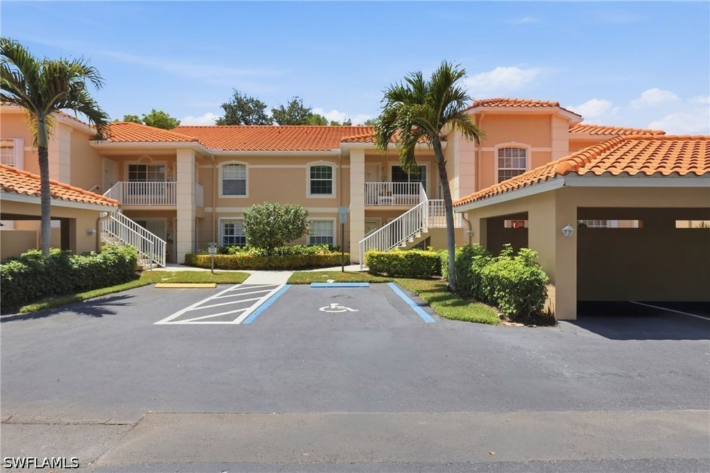 26780 Rosewood Pointe Ln 203, Bonita Springs