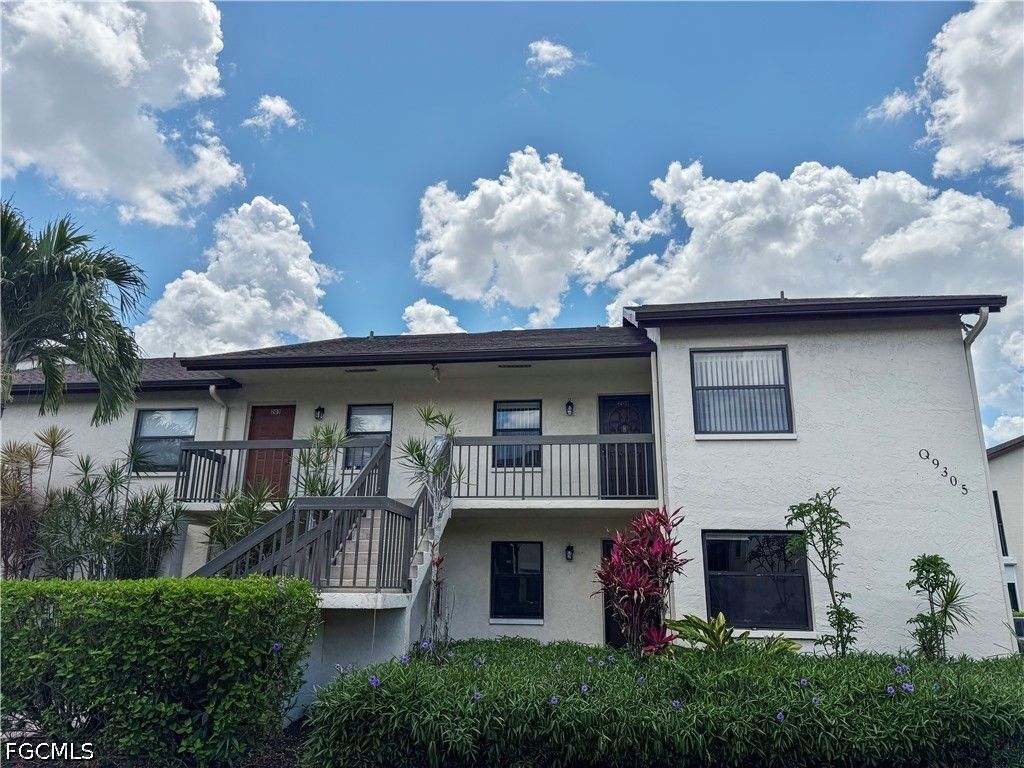 9305 Lake Park Dr 104, Fort Myers