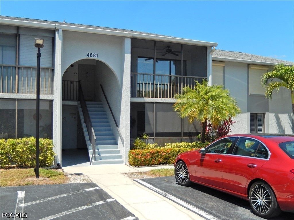 4681 Lakeside Club Blvd 4, Fort Myers