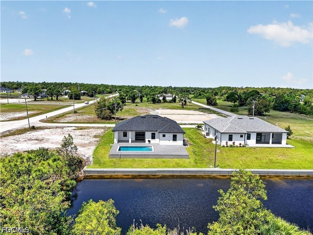 4333 Nw 36th Ave, Cape Coral