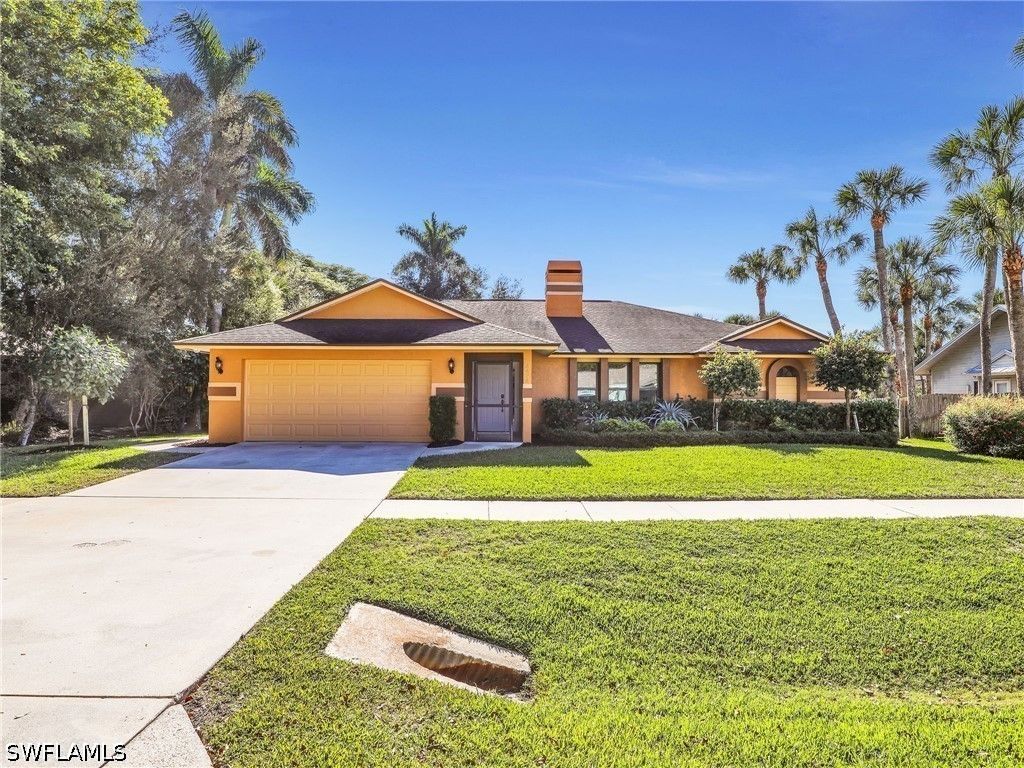 2474 Outrigger Ln, Naples