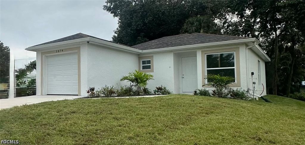 3874 Pearl St, FORT MYERS
