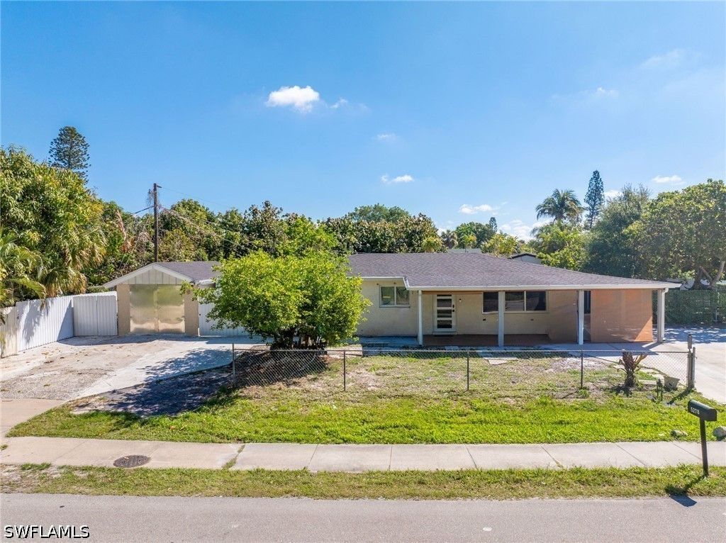 5278 Floridan Ave, Naples