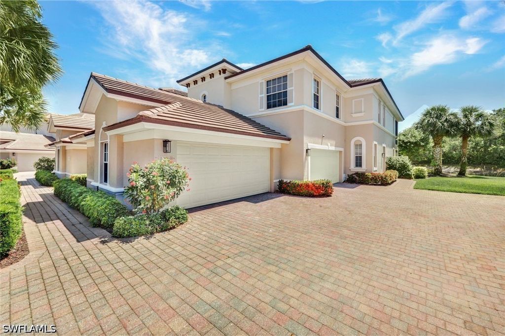 10060 Valiant Ct 202, Miromar Lakes