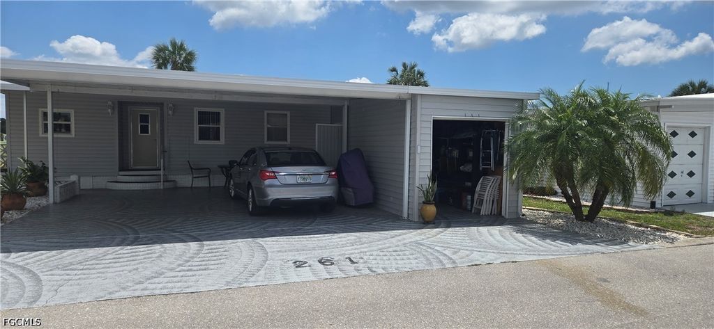 261 Palmer Blvd, North Fort Myers