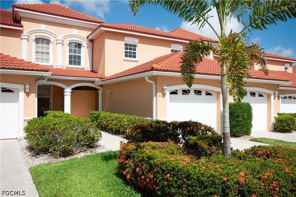 14070 Eagle Ridge Lakes Dr 202, Fort Myers