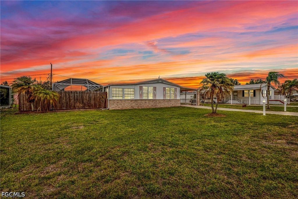 29180 Crawford Ave, PUNTA GORDA