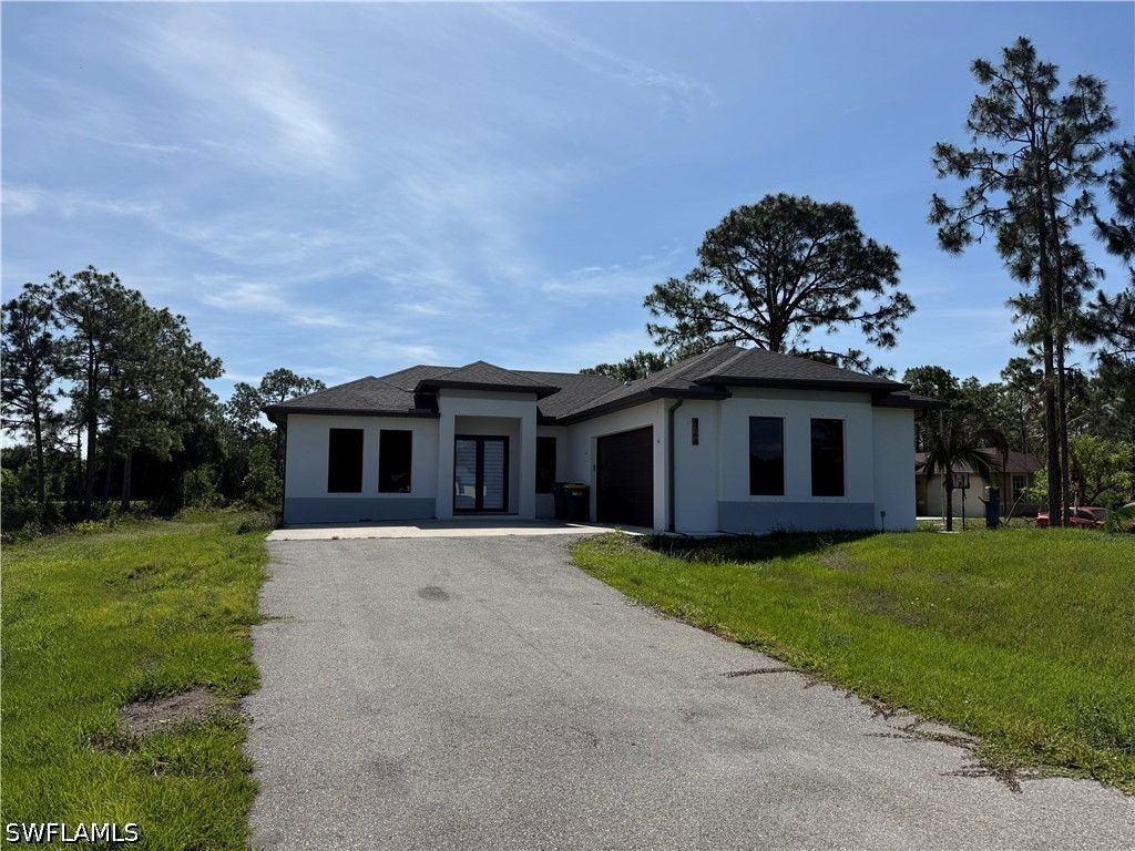 4768 40th St Ne, Naples