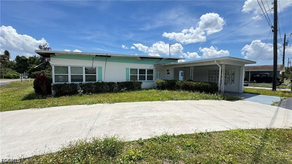 8140 Cleaves Rd, North Fort Myers