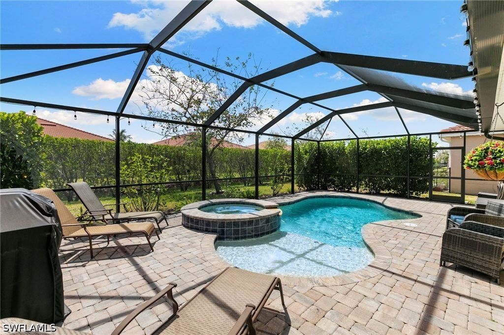 3215 Birchin Ln, Fort Myers