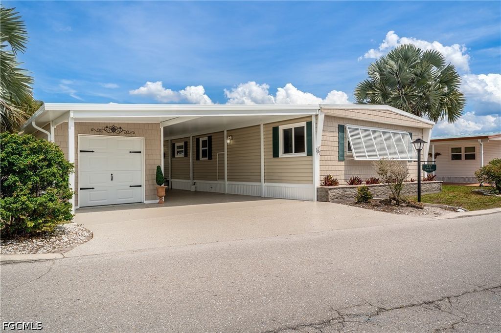 237 Palmer Blvd, NORTH FORT MYERS