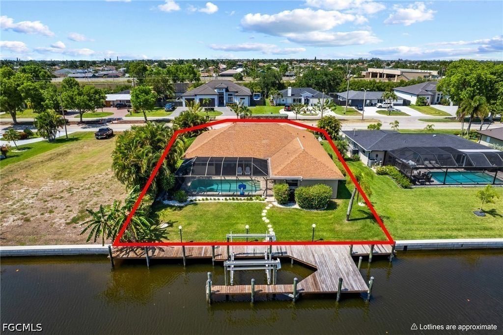 1906 Everest Pkwy, CAPE CORAL