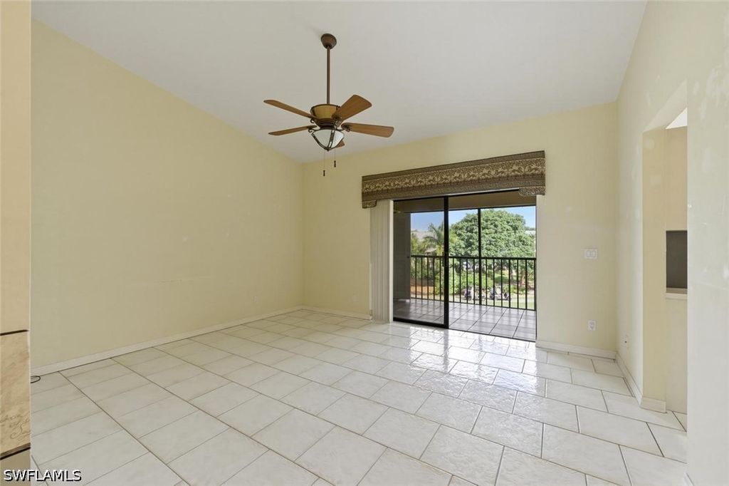 7380 Saint Ives Way 1305, Naples