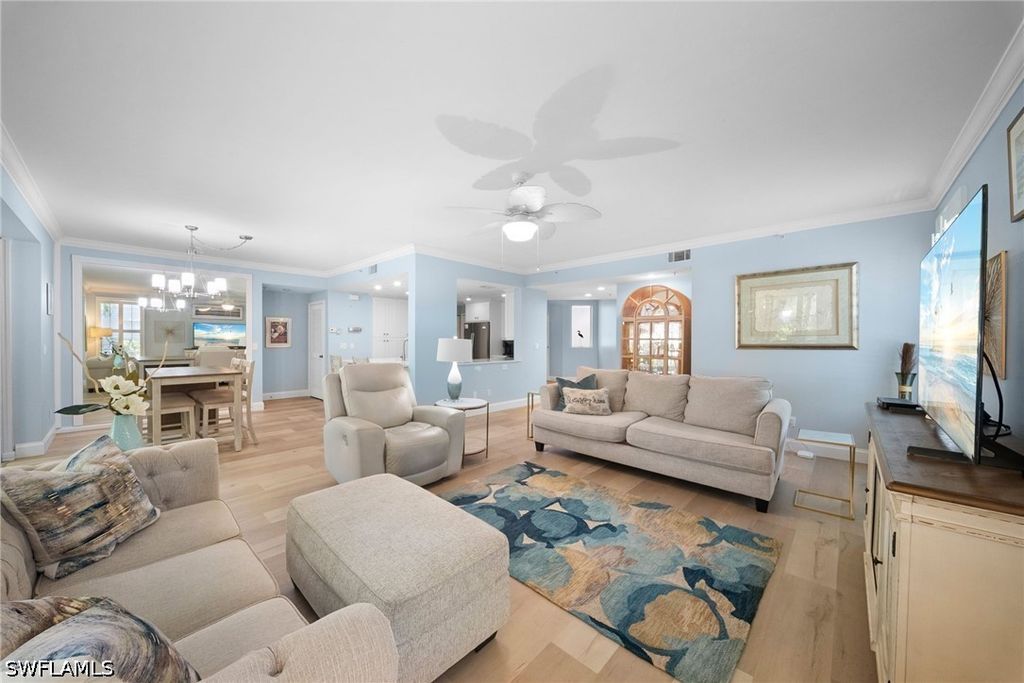 760 Waterford Dr #101, Naples