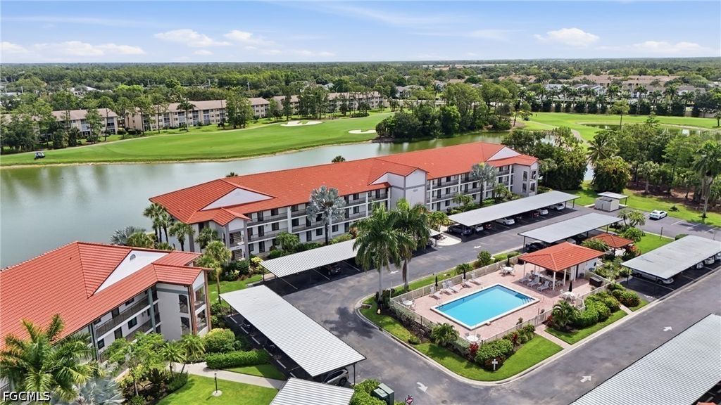 7300 Coventry Ct 606, NAPLES