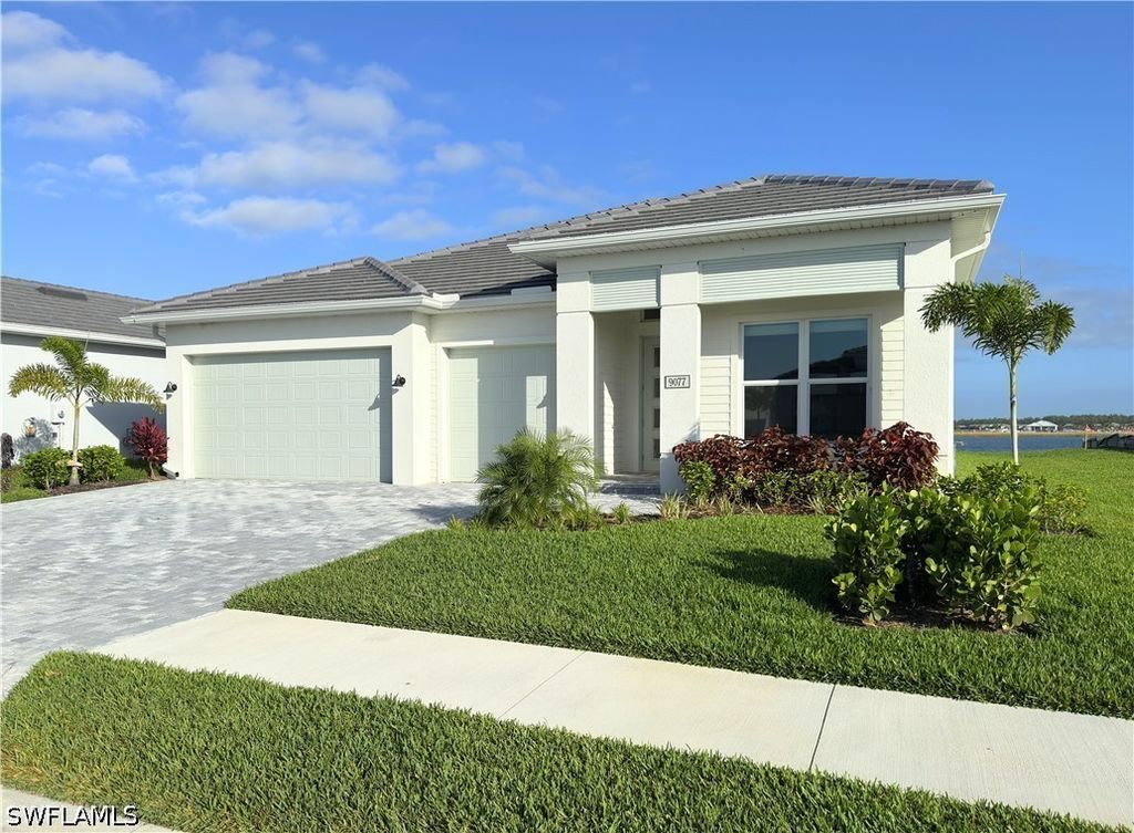 9077 Wisteria Way, Naples