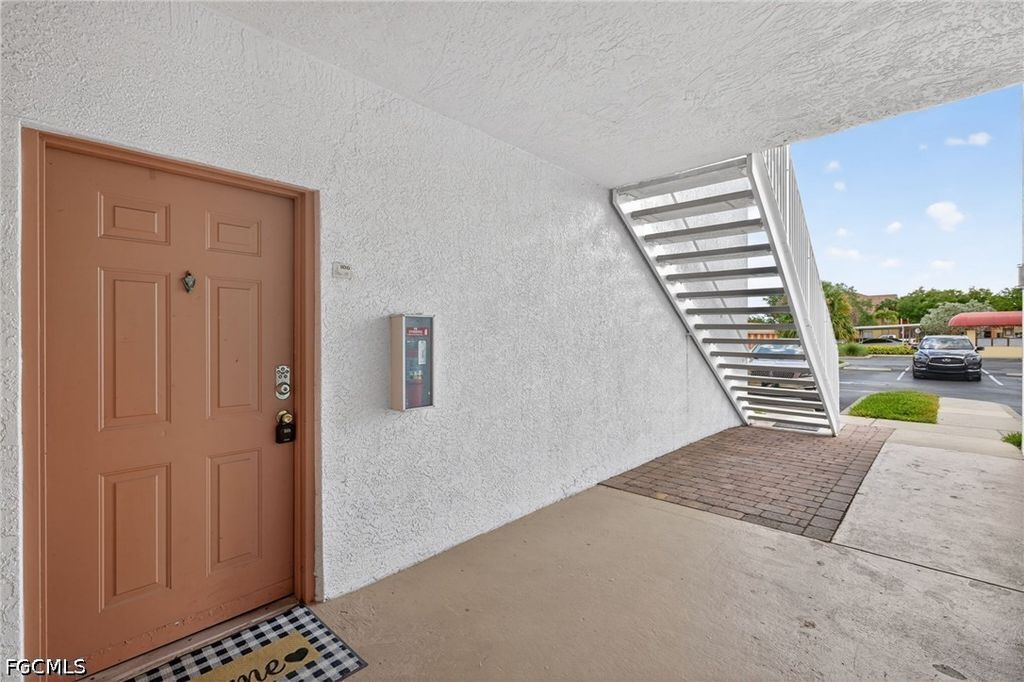 6401 Aragon Way 106, Fort Myers