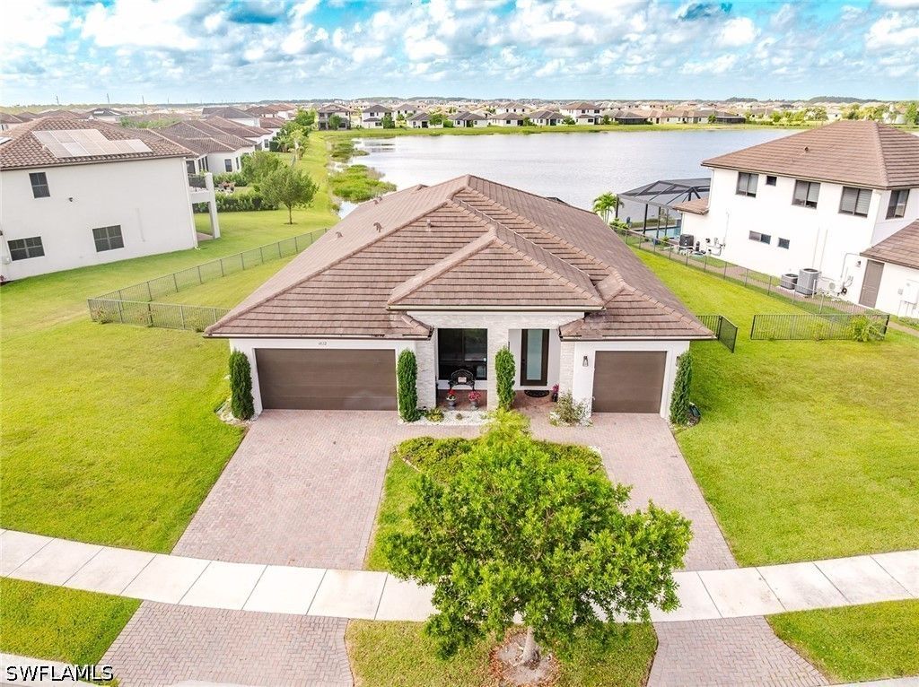 4822 Frattina St, Ave Maria