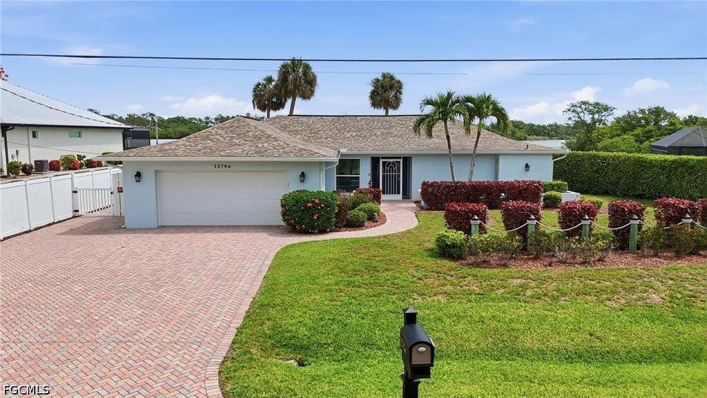 13794 River Forest Dr, FORT MYERS