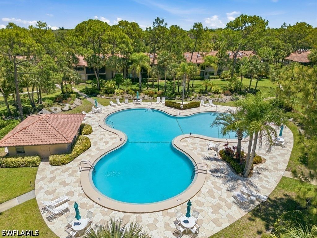 3207 Horse Carriage Way 3, Naples