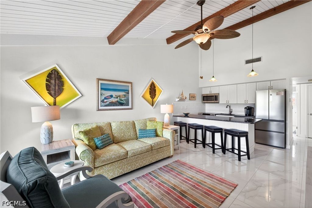 1250 Tennisplace Ct D33, SANIBEL