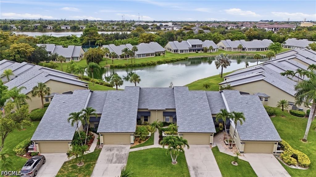 2203 Mcgregor Park Cir 2203, Fort Myers